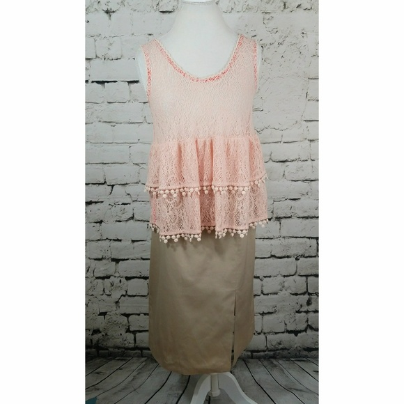 Free People Tops - Free People Peach lace layered tank sz M